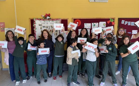 Adquieren nueva implementación tecnológica para Escuela Cerro Pilque