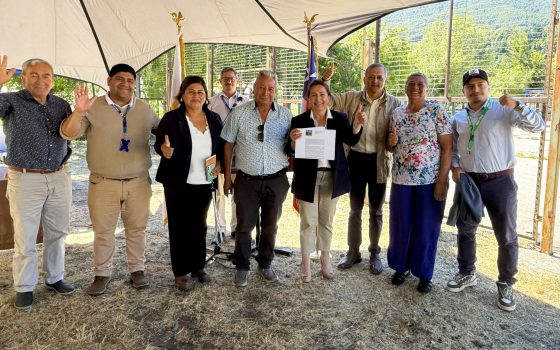 Entregan resolución para el traspaso de fondos del Proyecto de Reposición de la Multicancha del Estadio Municipal