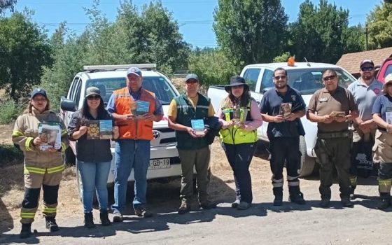 Realizan campaña preventiva contra incendios en plena jornada con Alerta Roja
